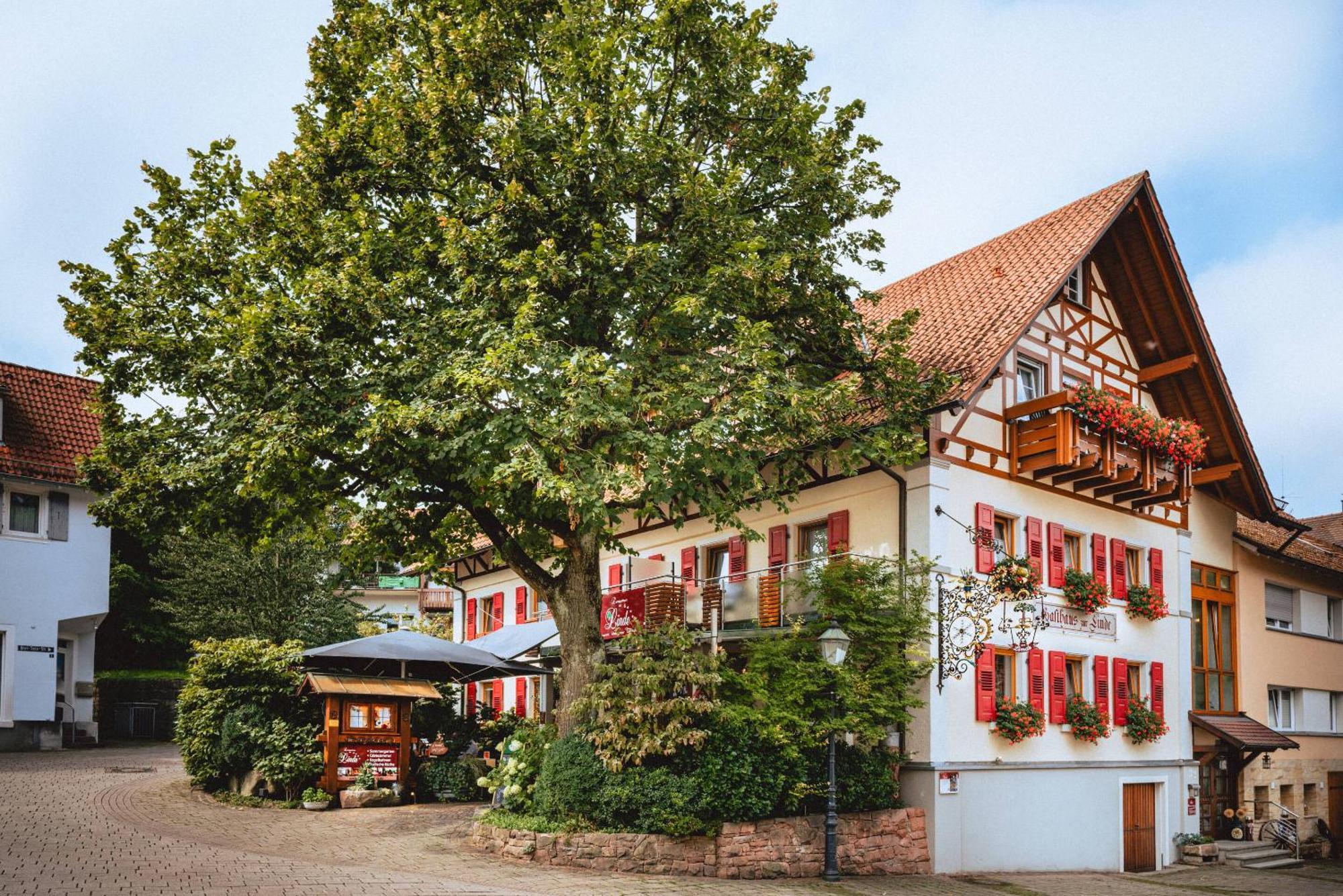 Landgasthaus Zur Linde, Neusatz Bühl Exteriér fotografie